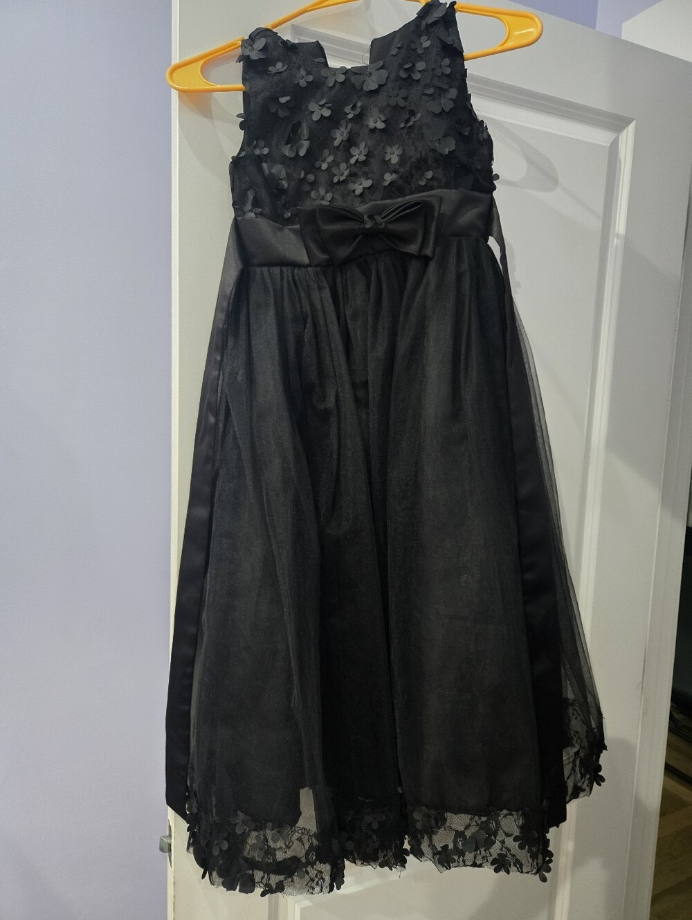 Black Floral Appliqué Tulle Skirt - Elegant Girls' Dress